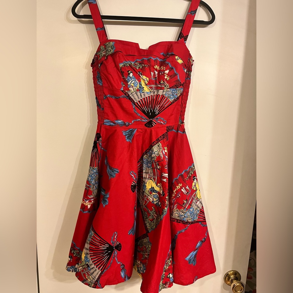 Trashy Diva Red Fans Trixie Size S. EUC - as seen on New Girl